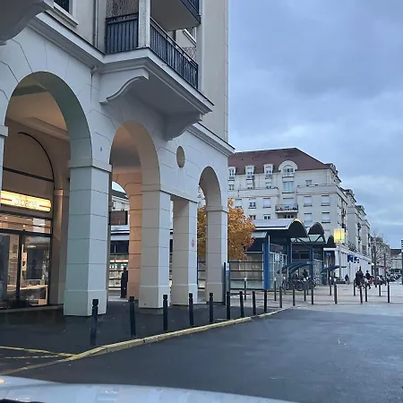 Appartement Disneyland Paris Bussy-Saint-Georges Exterior photo